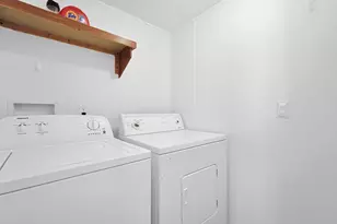 1100 Thornwood Dr SW, Heath, OH 43056 - Photo 23