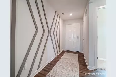 1049 Sherwood Loop, Bellefontaine, OH 43311 - Photo 3