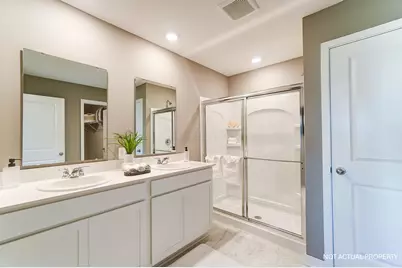 1049 Sherwood Loop, Bellefontaine, OH 43311 - Photo 11