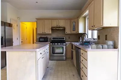 7571 Pleasant Run Drive, Green Hills, OH 44131 - Photo 11