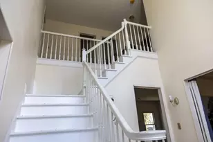 7571 Pleasant Run Dr, Green Hills, OH 44131 - Photo 15