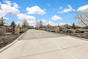 2601 Landings Way, Grove City, OH 43123 - Photo 45