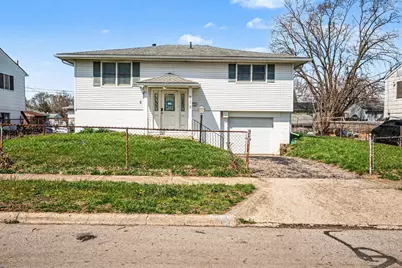 858 Higbee Drive S, Columbus, OH 43207 - Photo 1