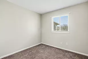 858 Higbee Dr S, Columbus, OH 43207 - Photo 9