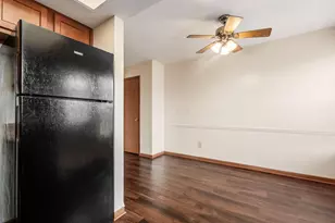 2391 Bethel Rd, Columbus, OH 43220 - Photo 17