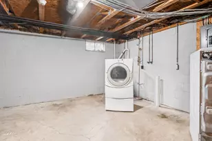 2391 Bethel Rd, Columbus, OH 43220 - Photo 29