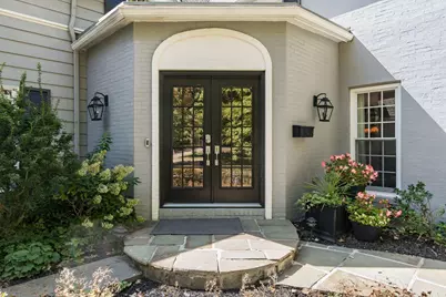 275 Ashbourne Place, Bexley, OH 43209 - Photo 7