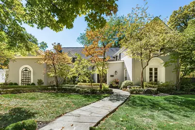 275 Ashbourne Place, Bexley, OH 43209 - Photo 3