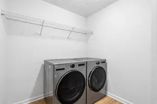 222 Dowler Dr, South Bloomfield, OH 43103 - Photo 15