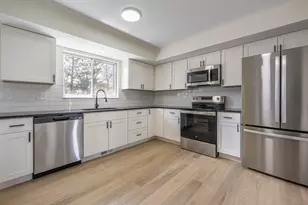 435 Blackstone Dr, Dayton, OH 45459 - Photo 11