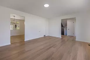 435 Blackstone Dr, Dayton, OH 45459 - Photo 5