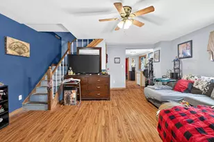 328 W Light St, Urbana, OH 43078 - Photo 3