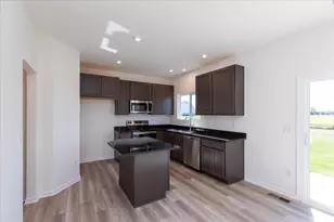 8979 Meadowlark Dr, Plain City, OH 43064 - Photo 5
