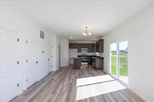 8979 Meadowlark Dr, Plain City, OH 43064 - Photo 11