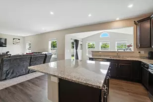 502 Conley Dr, Commercial Point, OH 43116 - Photo 3