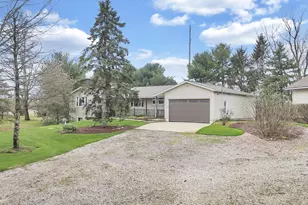 11138 York Rd SW, Baltimore, OH 43105 - Photo 73