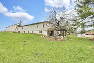 11138 York Rd SW, Baltimore, OH 43105 - Photo 65