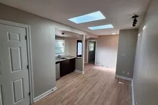 4263 Gavin Ln, Columbus, OH 43220 - Photo 5