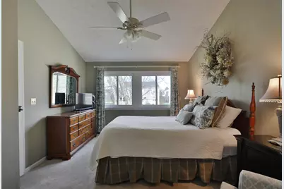 336 Brownsfell Drive, Columbus, OH 43235 - Photo 35