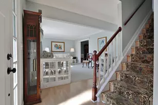 336 Brownsfell Dr, Columbus, OH 43235 - Photo 5