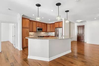 3175 Tremont Road #504, Columbus, OH 43221 - Photo 7