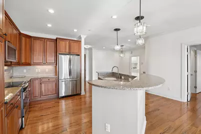 3175 Tremont Road #504, Columbus, OH 43221 - Photo 3