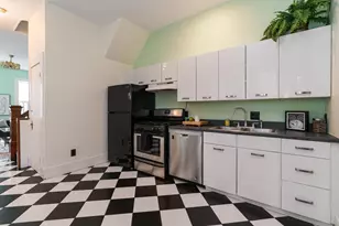 66 E Hubbard Ave, Columbus, OH 43215 - Photo 11