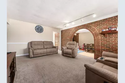 8715 Fairbrook Avenue, Galloway, OH 43119 - Photo 7