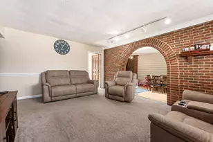 8715 Fairbrook Ave, Galloway, OH 43119 - Photo 7