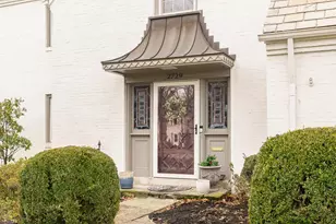 2729 Bexley Park Rd, Columbus, OH 43209 - Photo 3