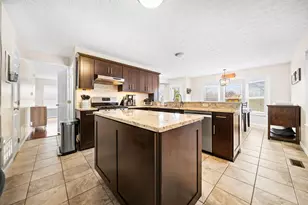 5450 Country Meadow Ct, Westerville, OH 43082 - Photo 15