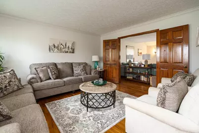 453 Whitson Drive, Columbus, OH 43230 - Photo 5