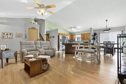 562 Allis Piace E, Reynoldsburg, OH 43068 - Photo 9