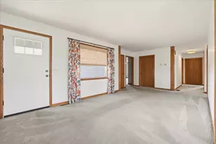 7893 Fairview Rd, Mount Vernon, OH 43050 - Photo 5