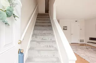 3027 Sunset Dr, Columbus, OH 43202 - Photo 5