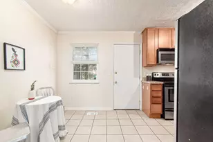 3027 Sunset Dr, Columbus, OH 43202 - Photo 11