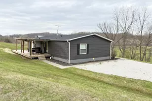 12160 Maysville-Williams Rd, Logan, OH 43138 - Photo 3