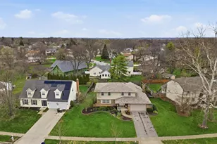 5376 Amy Ln, Columbus, OH 43235 - Photo 3