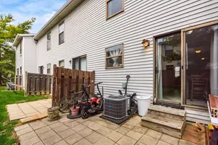 881 Upholland Ln, Columbus, OH 43085 - Photo 21