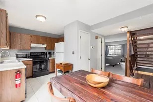 881 Upholland Ln, Columbus, OH 43085 - Photo 9