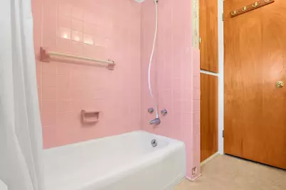 325 W Liberty Street, Bucyrus, OH 44820 - Photo 11