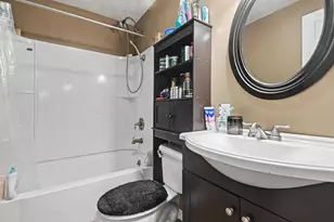 740 Gay St, Bucyrus, OH 44820 - Photo 13