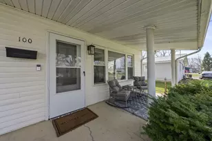 100 Saratoga Dr, Johnstown, OH 43031 - Photo 3