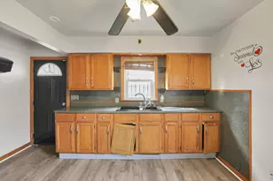 1363 Duxberry Ave, Columbus, OH 43211 - Photo 11