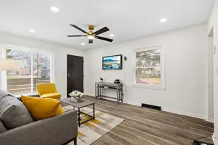 3077 Pontiac St, Columbus, OH 43224 - Photo 9