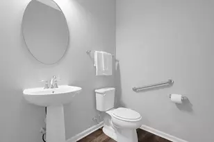 8239 Woodland Crk Ct, Blacklick, OH 43004 - Photo 9