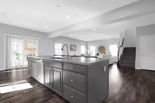 8239 Woodland Crk Ct, Blacklick, OH 43004 - Photo 5