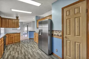 597 Clinton St, Marion, OH 43302 - Photo 29