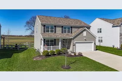 201 Rosewood Loop SW, Commercial Point, OH 43116 - Photo 3