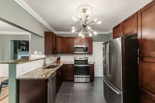 951 Mt Pleasant Ave, Columbus, OH 43201 - Photo 13